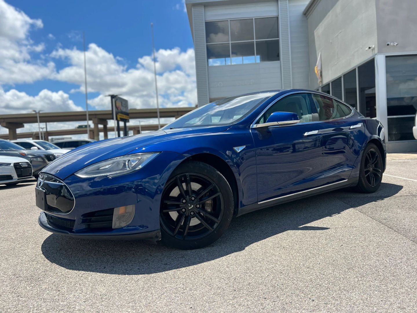 tesla model s 2015 5YJSA1E18FF102718 image tesla model s 2015 5YJSA1E18FF102718 image